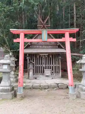 宇太水分神社(中社)の{uncategorized: "未分類", other: "その他", undefined: "問題あり", building: "その他建物", grave: "お墓", sacred_gate: "鳥居", guardian: "狛犬", statue: "像", buddha: "仏像", history: "歴史", nature: "自然", garden: "庭園", animal: "動物", pagoda: "塔", temizu: "手水舎", mountain_gate: "山門・神門", sanctuary: "本殿・本堂", subordinate: "末社・摂社", art: "芸術", scenery: "景色", jizo: "地蔵", ema: "絵馬", goshuin: "御朱印", omikuji: "おみくじ", items: "授与品その他", amulet: "お守り", goshuincho: "御朱印帳", eats: "食事", festival: "お祭り", votive_dance: "神楽", shichigosan: "七五三参", wedding: "結婚式", experience: "体験その他", initially: "初詣", around: "周辺", anti_infection: "感染症対策"}