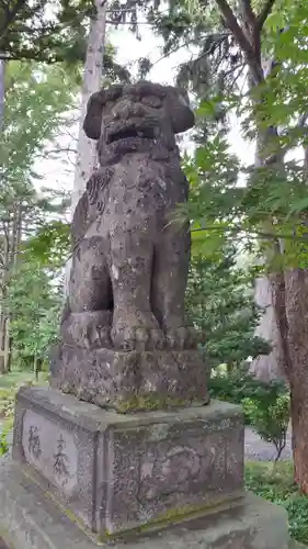 西野神社の狛犬