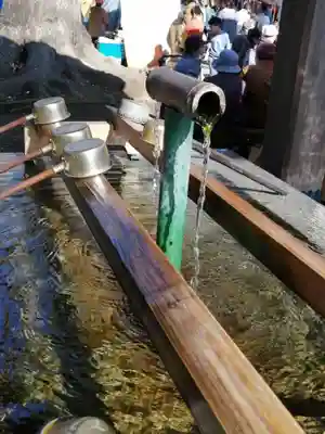 一言主神社の手水舎