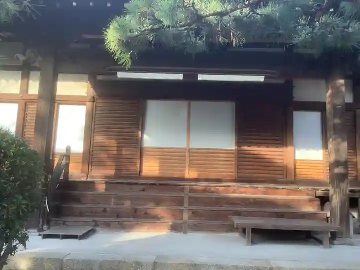 誓願寺の本殿・本堂