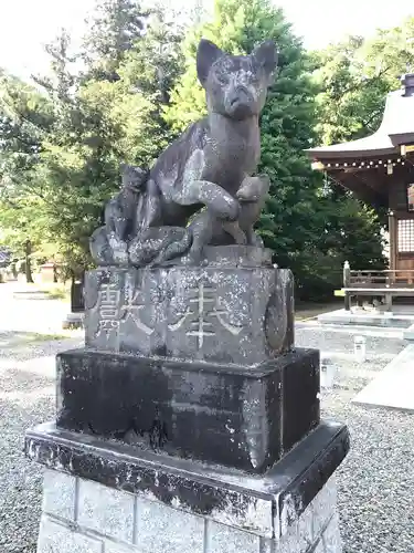 女化神社の狛犬