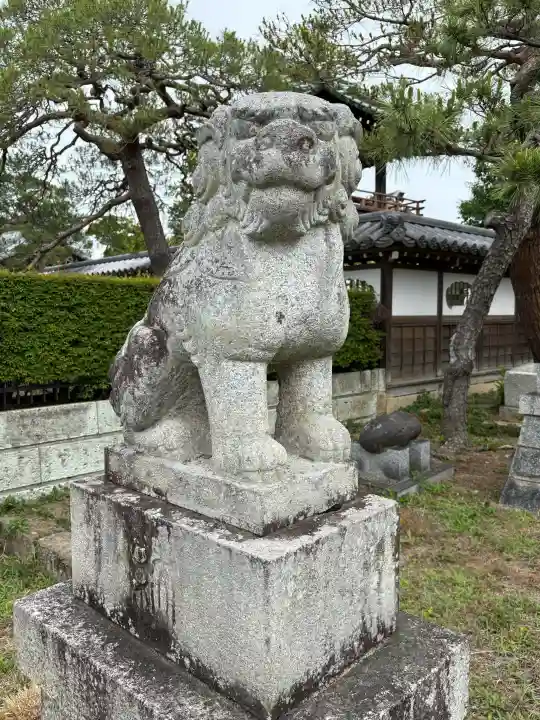 白旗八幡宮の{uncategorized: "未分類", other: "その他", undefined: "問題あり", building: "その他建物", grave: "お墓", sacred_gate: "鳥居", guardian: "狛犬", statue: "像", buddha: "仏像", history: "歴史", nature: "自然", garden: "庭園", animal: "動物", pagoda: "塔", temizu: "手水舎", mountain_gate: "山門・神門", sanctuary: "本殿・本堂", subordinate: "末社・摂社", art: "芸術", scenery: "景色", jizo: "地蔵", ema: "絵馬", goshuin: "御朱印", omikuji: "おみくじ", items: "授与品その他", amulet: "お守り", goshuincho: "御朱印帳", eats: "食事", festival: "お祭り", votive_dance: "神楽", shichigosan: "七五三参", wedding: "結婚式", experience: "体験その他", initially: "初詣", around: "周辺", anti_infection: "感染症対策"}