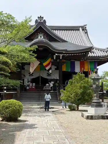 橘寺の{uncategorized: "未分類", other: "その他", undefined: "問題あり", building: "その他建物", grave: "お墓", sacred_gate: "鳥居", guardian: "狛犬", statue: "像", buddha: "仏像", history: "歴史", nature: "自然", garden: "庭園", animal: "動物", pagoda: "塔", temizu: "手水舎", mountain_gate: "山門・神門", sanctuary: "本殿・本堂", subordinate: "末社・摂社", art: "芸術", scenery: "景色", jizo: "地蔵", ema: "絵馬", goshuin: "御朱印", omikuji: "おみくじ", items: "授与品その他", amulet: "お守り", goshuincho: "御朱印帳", eats: "食事", festival: "お祭り", votive_dance: "神楽", shichigosan: "七五三参", wedding: "結婚式", experience: "体験その他", initially: "初詣", around: "周辺", anti_infection: "感染症対策"}