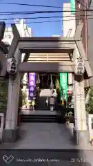 烏森神社の鳥居