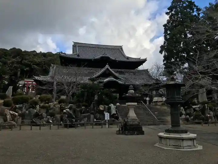 粉河寺の本殿・本堂