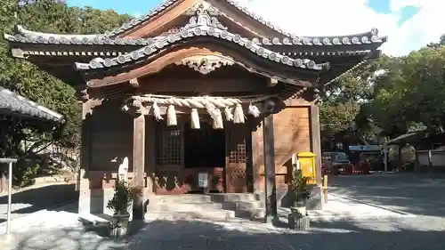 名島神社の本殿