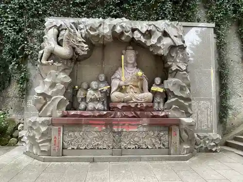 江島神社の仏像