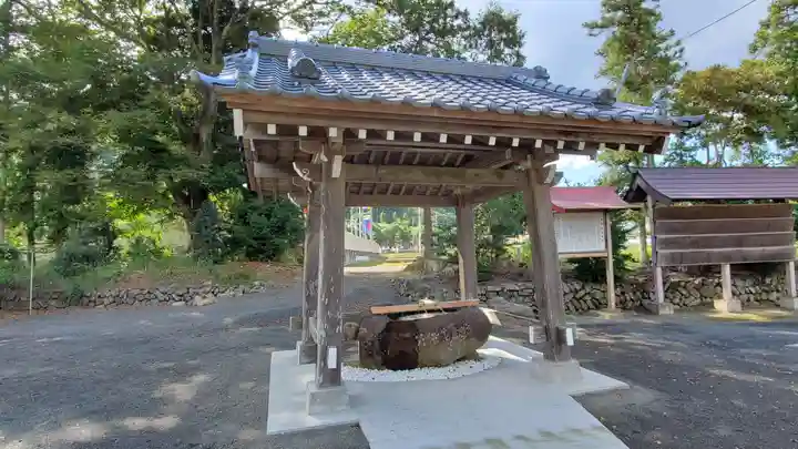 熊野神社の手水舎