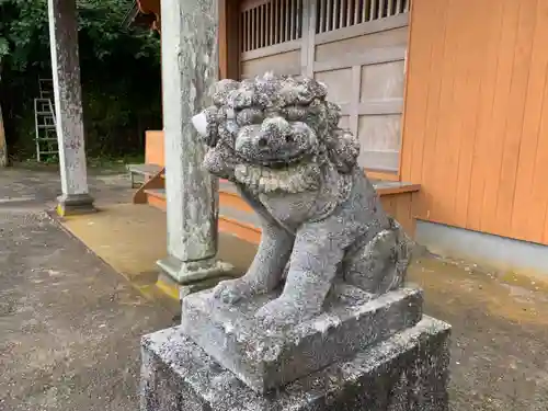 八幡神社の狛犬