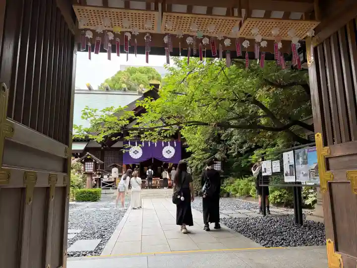 東京大神宮の{uncategorized: "未分類", other: "その他", undefined: "問題あり", building: "その他建物", grave: "お墓", sacred_gate: "鳥居", guardian: "狛犬", statue: "像", buddha: "仏像", history: "歴史", nature: "自然", garden: "庭園", animal: "動物", pagoda: "塔", temizu: "手水舎", mountain_gate: "山門・神門", sanctuary: "本殿・本堂", subordinate: "末社・摂社", art: "芸術", scenery: "景色", jizo: "地蔵", ema: "絵馬", goshuin: "御朱印", omikuji: "おみくじ", items: "授与品その他", amulet: "お守り", goshuincho: "御朱印帳", eats: "食事", festival: "お祭り", votive_dance: "神楽", shichigosan: "七五三参", wedding: "結婚式", experience: "体験その他", initially: "初詣", around: "周辺", anti_infection: "感染症対策"}