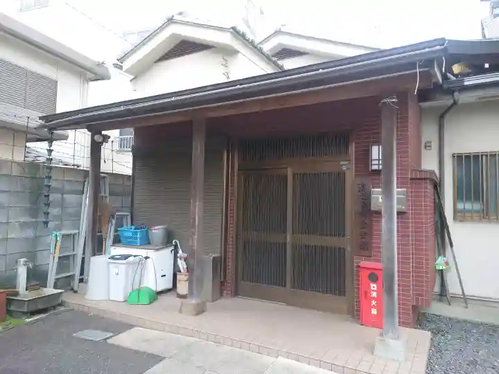 福森稲荷神社の{uncategorized: "未分類", other: "その他", undefined: "問題あり", building: "その他建物", grave: "お墓", sacred_gate: "鳥居", guardian: "狛犬", statue: "像", buddha: "仏像", history: "歴史", nature: "自然", garden: "庭園", animal: "動物", pagoda: "塔", temizu: "手水舎", mountain_gate: "山門・神門", sanctuary: "本殿・本堂", subordinate: "末社・摂社", art: "芸術", scenery: "景色", jizo: "地蔵", ema: "絵馬", goshuin: "御朱印", omikuji: "おみくじ", items: "授与品その他", amulet: "お守り", goshuincho: "御朱印帳", eats: "食事", festival: "お祭り", votive_dance: "神楽", shichigosan: "七五三参", wedding: "結婚式", experience: "体験その他", initially: "初詣", around: "周辺", anti_infection: "感染症対策"}