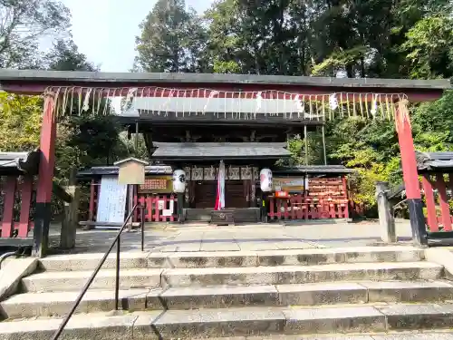 平岡八幡宮の{uncategorized: "未分類", other: "その他", undefined: "問題あり", building: "その他建物", grave: "お墓", sacred_gate: "鳥居", guardian: "狛犬", statue: "像", buddha: "仏像", history: "歴史", nature: "自然", garden: "庭園", animal: "動物", pagoda: "塔", temizu: "手水舎", mountain_gate: "山門・神門", sanctuary: "本殿・本堂", subordinate: "末社・摂社", art: "芸術", scenery: "景色", jizo: "地蔵", ema: "絵馬", goshuin: "御朱印", omikuji: "おみくじ", items: "授与品その他", amulet: "お守り", goshuincho: "御朱印帳", eats: "食事", festival: "お祭り", votive_dance: "神楽", shichigosan: "七五三参", wedding: "結婚式", experience: "体験その他", initially: "初詣", around: "周辺", anti_infection: "感染症対策"}