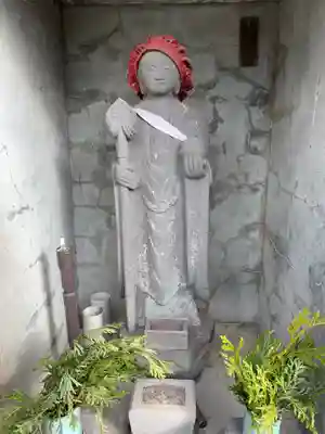お堂（名称不明）の地蔵