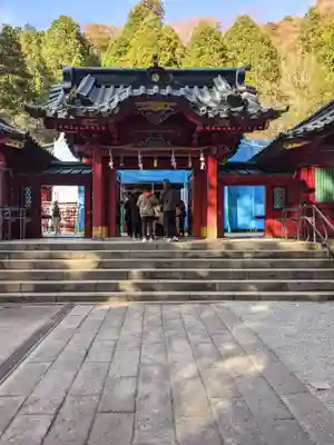箱根神社の山門・神門