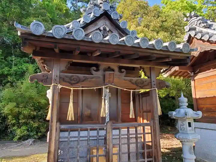 生矢神社の末社・摂社