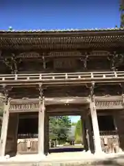 鏡忍寺の山門