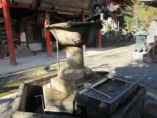 瀧安寺の手水舎