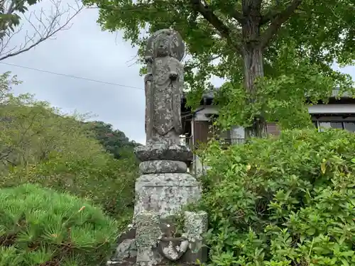 長福寺の地蔵