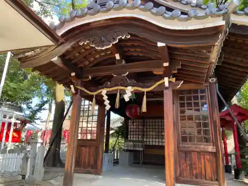 川原神社の本殿・本堂
