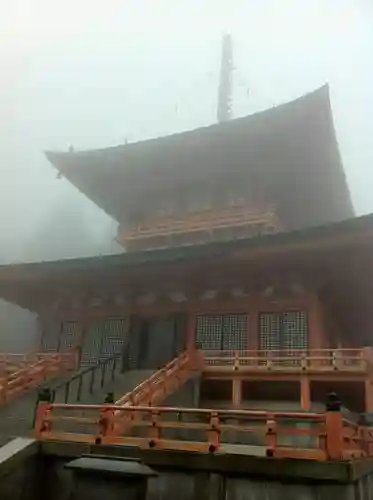 比叡山延暦寺の本殿・本堂