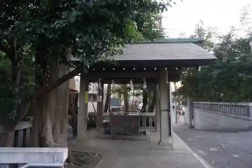 幡ケ谷氷川神社の手水舎