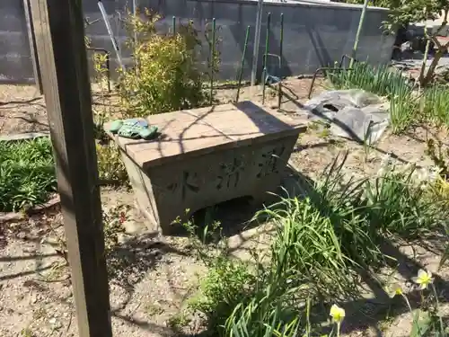 瑞雲山 照栄寺の手水舎