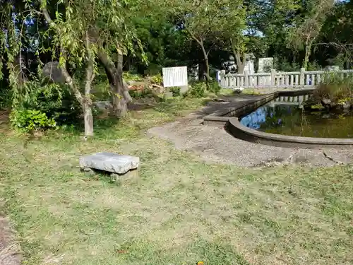 居多神社の建物その他