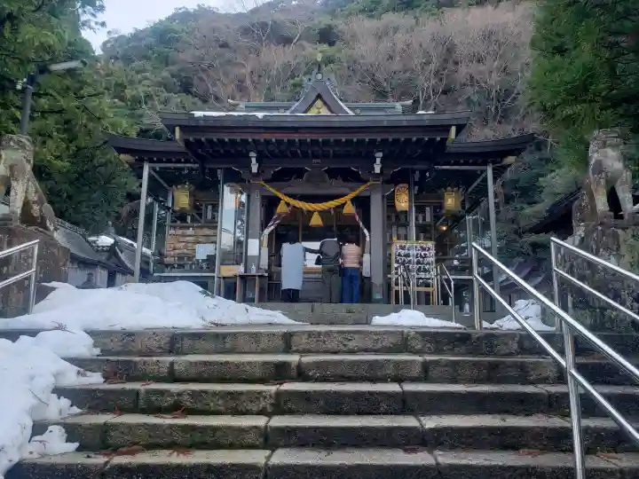 八幡神社の本殿・本堂
