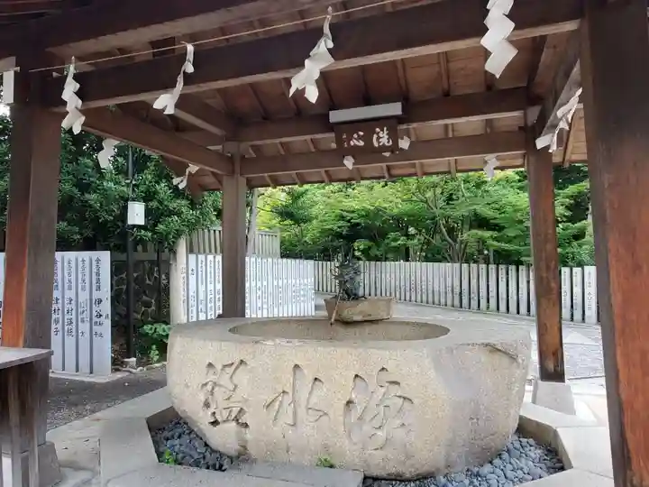 芦屋神社の手水舎