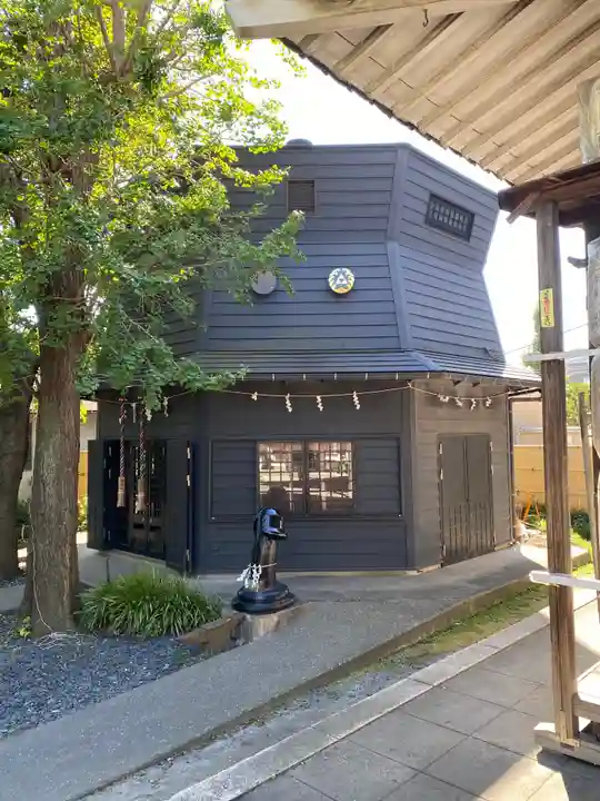 金山神社(若宮八幡宮境内社)の本殿・本堂