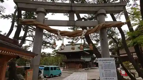 白山神社の鳥居