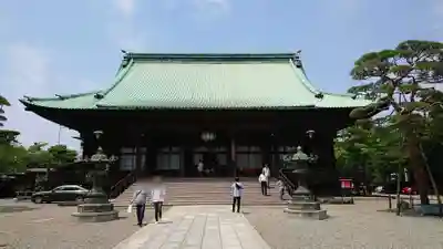 護国寺の本殿・本堂