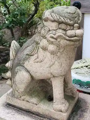 魚崎八幡宮神社の狛犬