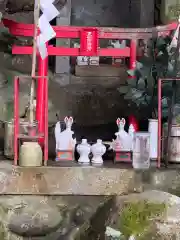 亀山稲荷神社の本殿