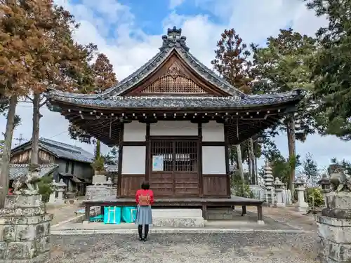 苗田神社の本殿