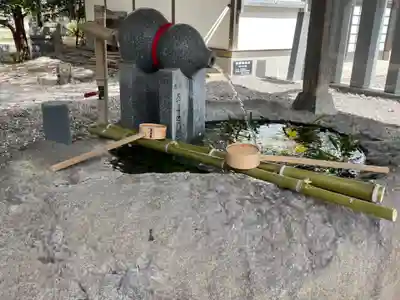 三嶋神社の手水舎