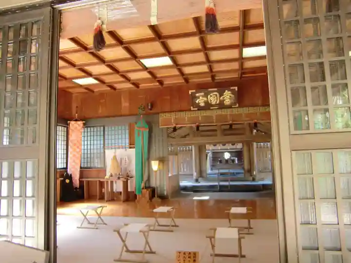 安房神社の本殿・本堂