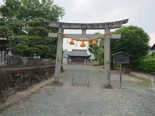 天王社の鳥居