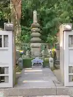 法華堂跡(源頼朝墓・北条義時墓)の塔