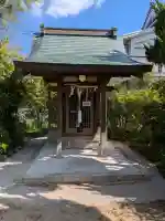 素盞嗚神社の{uncategorized: "未分類", other: "その他", undefined: "問題あり", building: "その他建物", grave: "お墓", sacred_gate: "鳥居", guardian: "狛犬", statue: "像", buddha: "仏像", history: "歴史", nature: "自然", garden: "庭園", animal: "動物", pagoda: "塔", temizu: "手水舎", mountain_gate: "山門・神門", sanctuary: "本殿・本堂", subordinate: "末社・摂社", art: "芸術", scenery: "景色", jizo: "地蔵", ema: "絵馬", goshuin: "御朱印", omikuji: "おみくじ", items: "授与品その他", amulet: "お守り", goshuincho: "御朱印帳", eats: "食事", festival: "お祭り", votive_dance: "神楽", shichigosan: "七五三参", wedding: "結婚式", experience: "体験その他", initially: "初詣", around: "周辺", anti_infection: "感染症対策"}