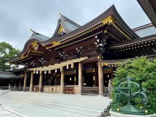 寒川神社の本殿・本堂
