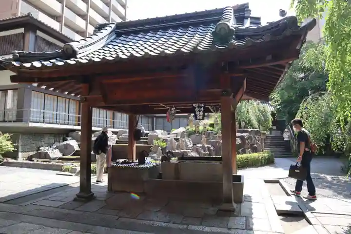 頂法寺(六角堂)の手水舎