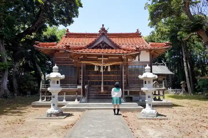 高江神社の本殿・本堂