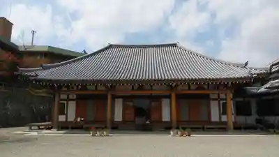 泉蔵寺の本殿・本堂
