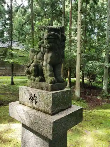 妙義神社の狛犬