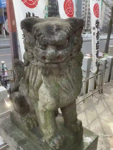 物部神社の狛犬