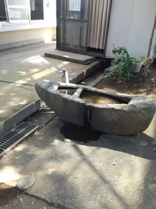 矢切神社の手水舎