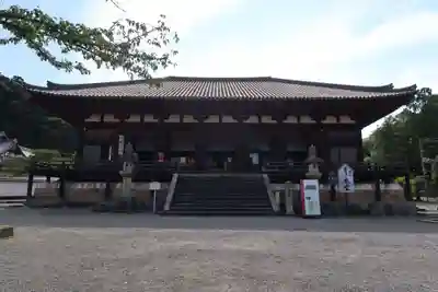 當麻寺の本殿・本堂
