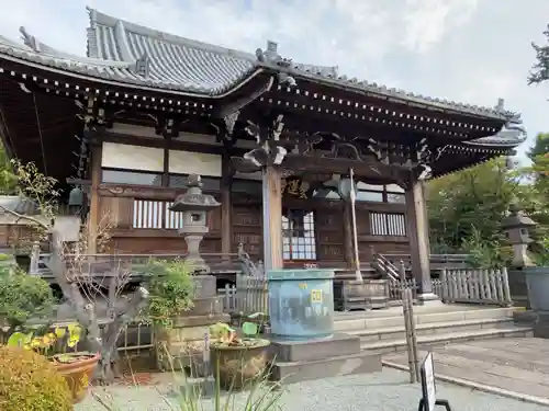 妙蓮寺の本殿・本堂