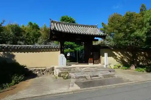 桂昌院の山門・神門